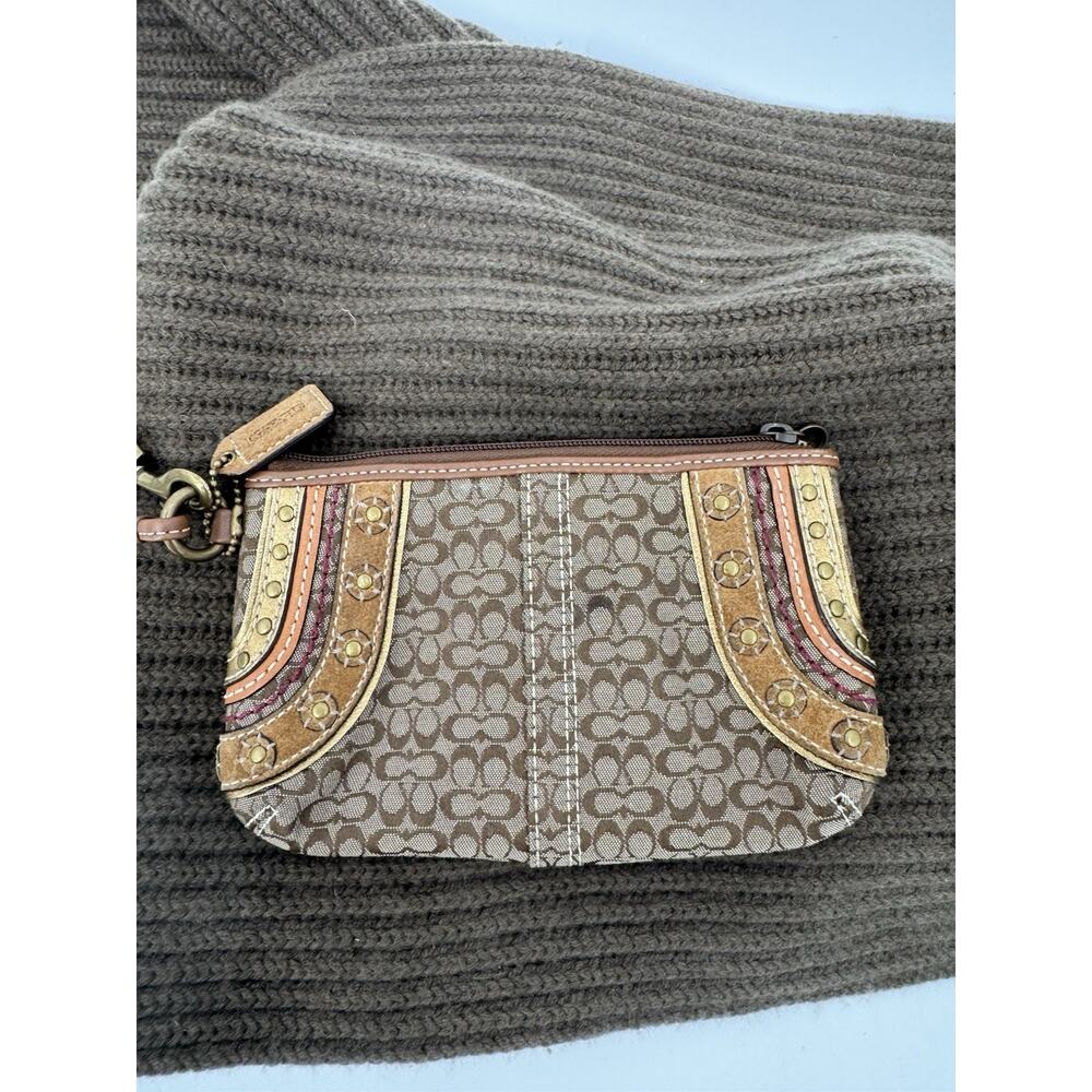 Coach Vintage Studded Soho Signature Wristlet In Tan And Brown Gold Western Boho - Picture 3 of 5